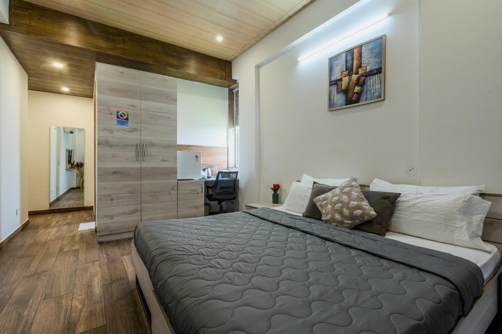 Stay Studio Hotel & Residences Gurgaon Exterior photo